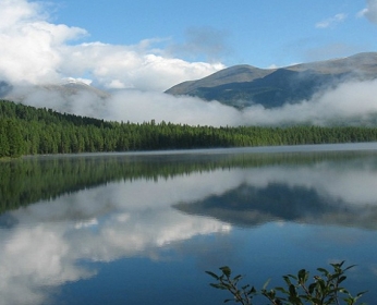 Озеро Позарым. Фотография с сайта http://sayanaero.ru